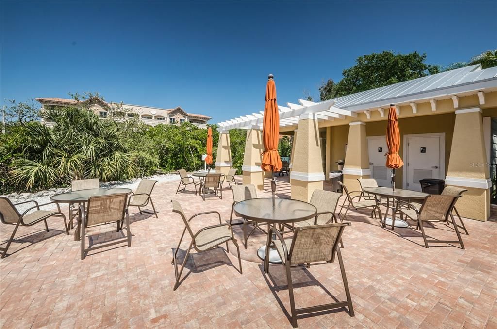 En Venta: $1,250,000 (4 camas, 3 baños, 1935 Pies cuadrados)