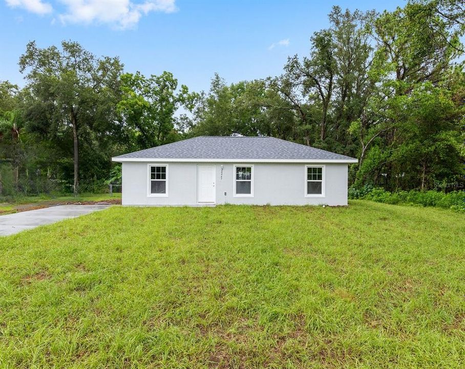 For Sale: $191,900 (3 beds, 2 baths, 1000 Square Feet)