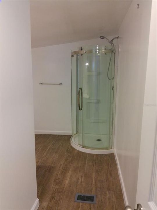 Active With Contract: $289,000 (2 beds, 2 baths, 885 Square Feet)