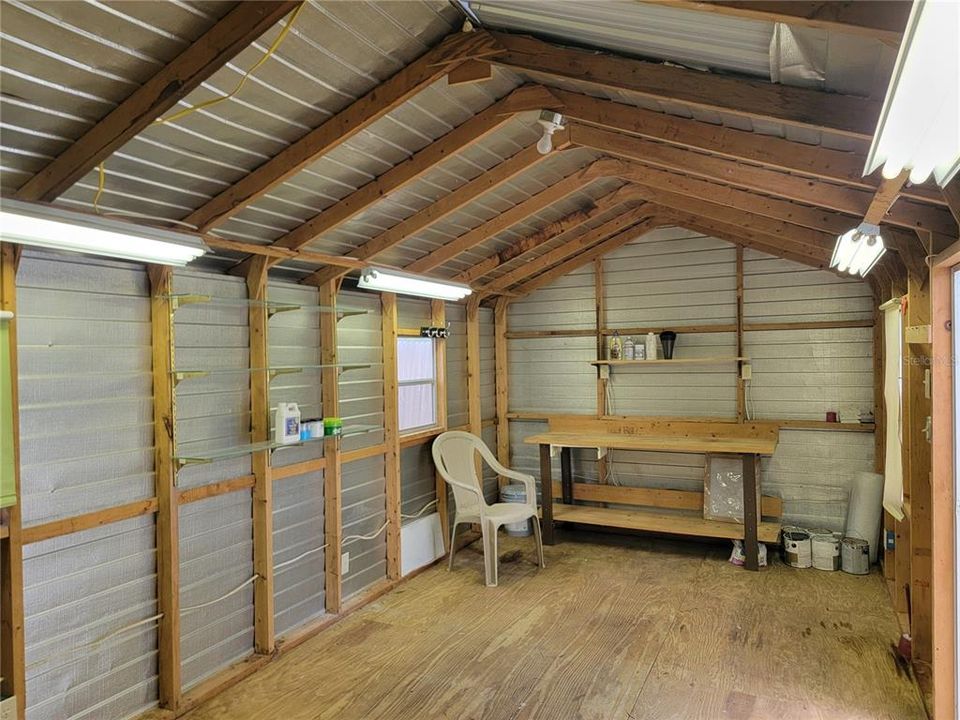 Active With Contract: $289,000 (2 beds, 2 baths, 885 Square Feet)