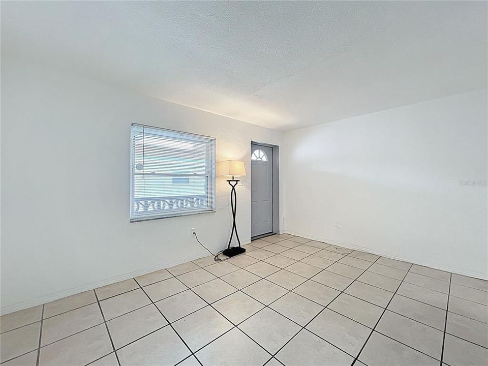 En Renta: $1,500 (1 camas, 1 baños, 750 Pies cuadrados)