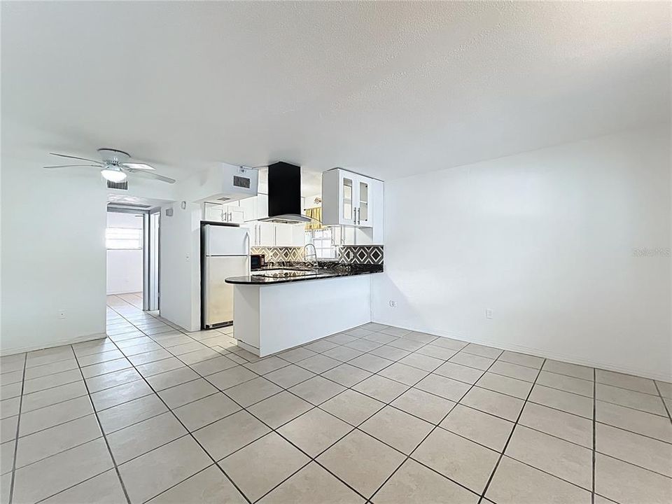 En Renta: $1,500 (1 camas, 1 baños, 750 Pies cuadrados)