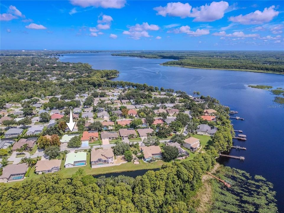 Activo con contrato: $650,000 (3 camas, 2 baños, 2244 Pies cuadrados)