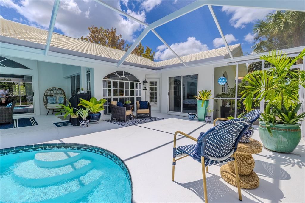 Activo con contrato: $650,000 (3 camas, 2 baños, 2244 Pies cuadrados)