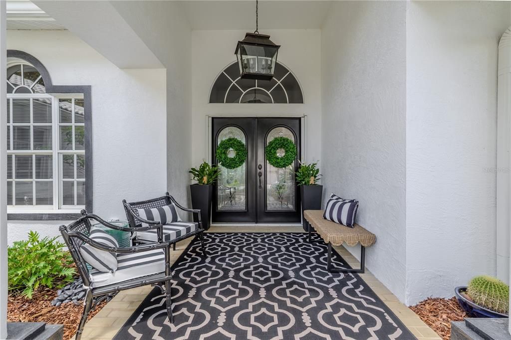 Activo con contrato: $650,000 (3 camas, 2 baños, 2244 Pies cuadrados)