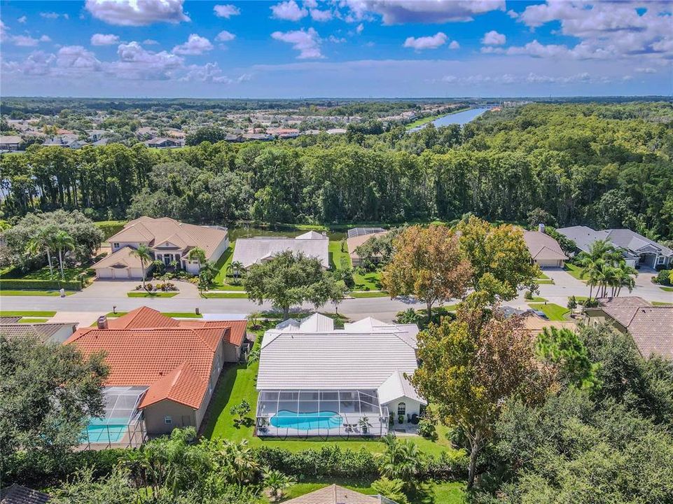 Activo con contrato: $650,000 (3 camas, 2 baños, 2244 Pies cuadrados)