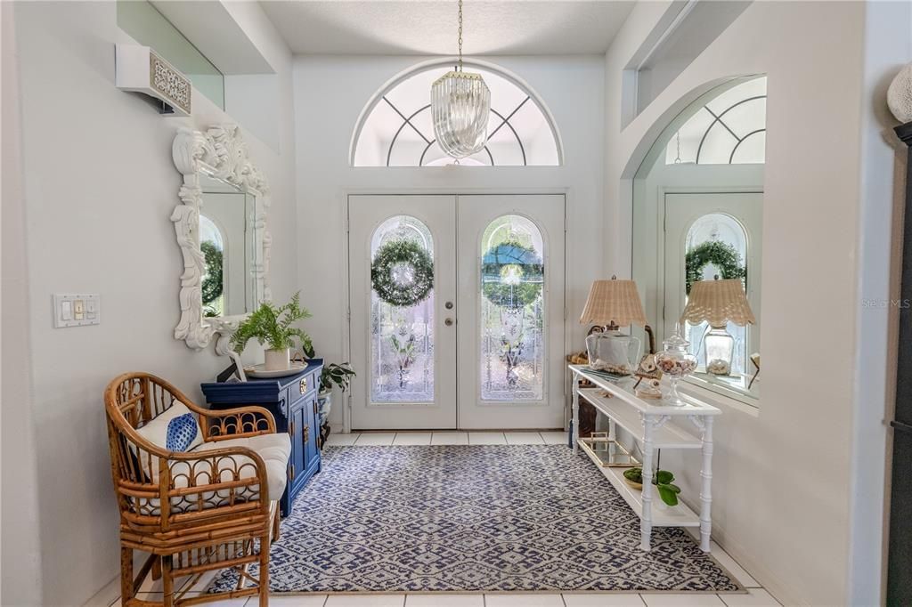 Activo con contrato: $650,000 (3 camas, 2 baños, 2244 Pies cuadrados)