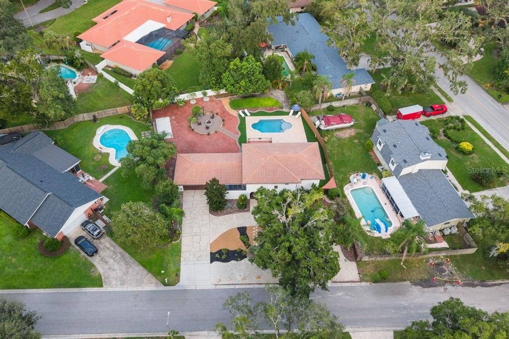 For Sale: $769,000 (3 beds, 2 baths, 2981 Square Feet)