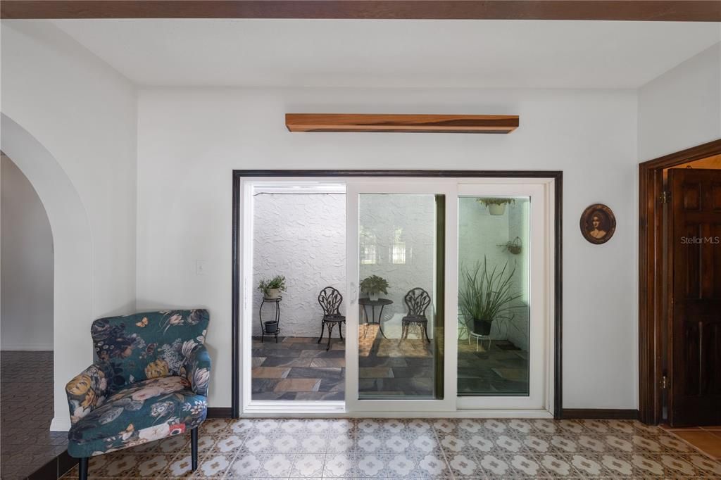 For Sale: $769,000 (3 beds, 2 baths, 2981 Square Feet)