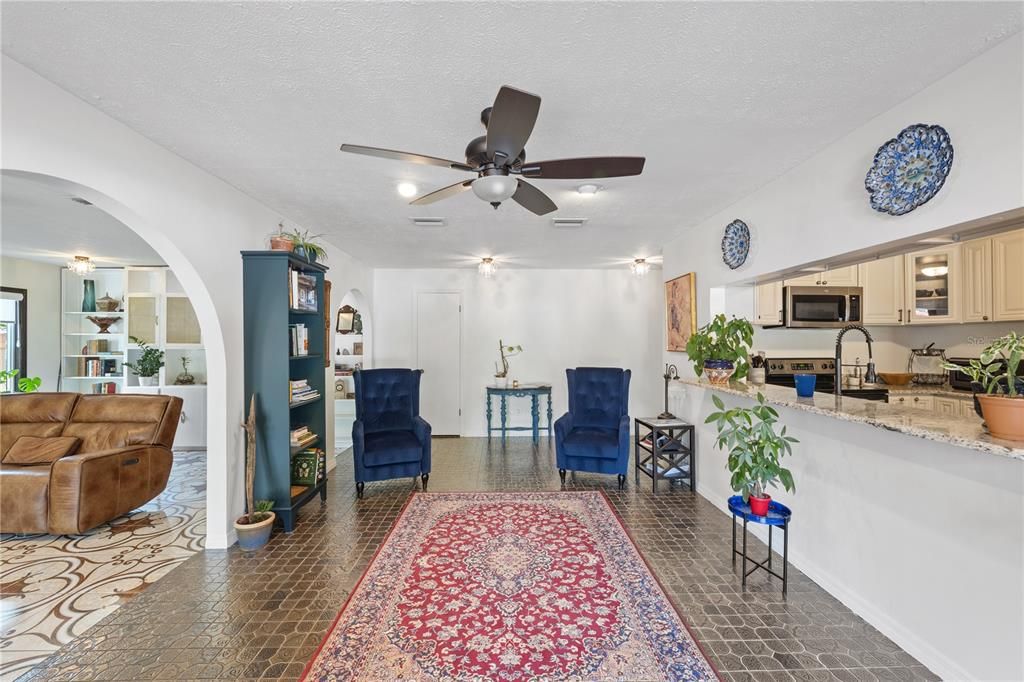 For Sale: $769,000 (3 beds, 2 baths, 2981 Square Feet)