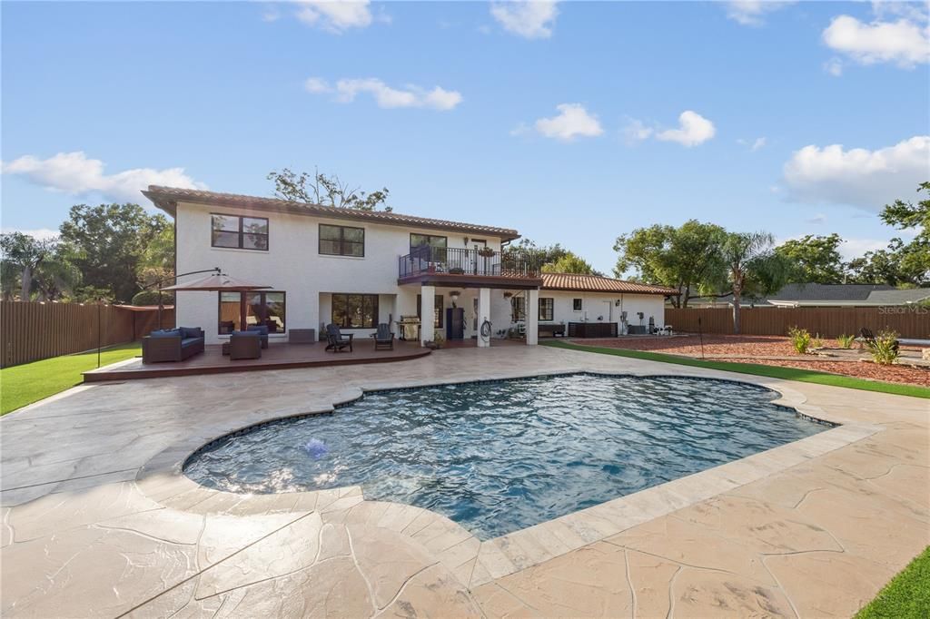 For Sale: $769,000 (3 beds, 2 baths, 2981 Square Feet)