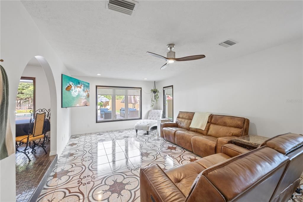 For Sale: $769,000 (3 beds, 2 baths, 2981 Square Feet)