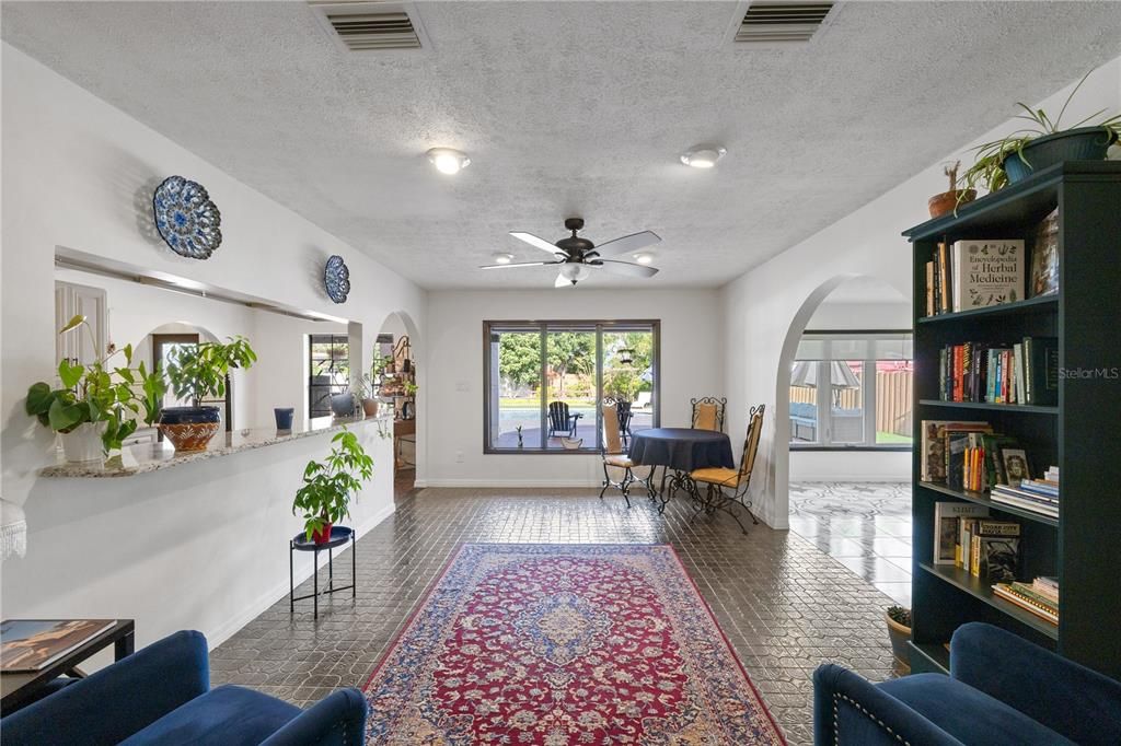 For Sale: $769,000 (3 beds, 2 baths, 2981 Square Feet)