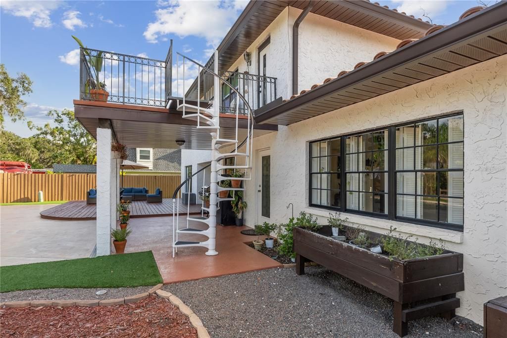 For Sale: $769,000 (3 beds, 2 baths, 2981 Square Feet)