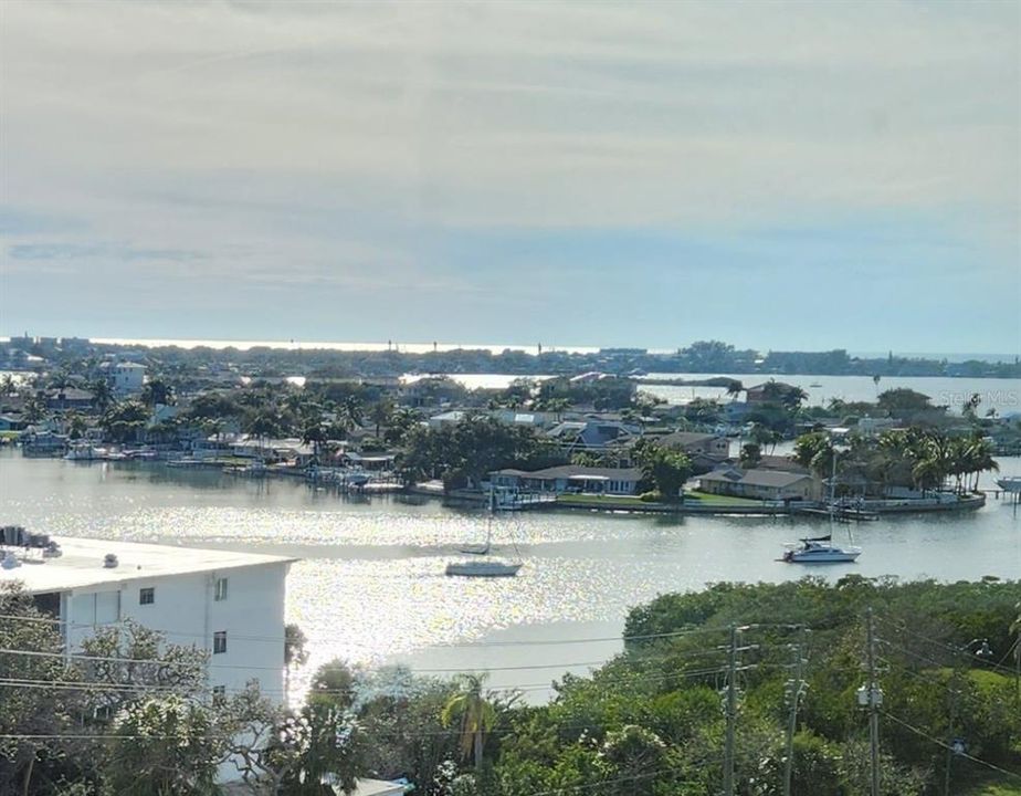 На продажу: $320,000 (1 спален, 2 ванн, 1050 Квадратных фут)