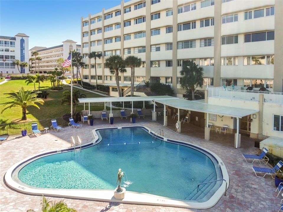 На продажу: $320,000 (1 спален, 2 ванн, 1050 Квадратных фут)