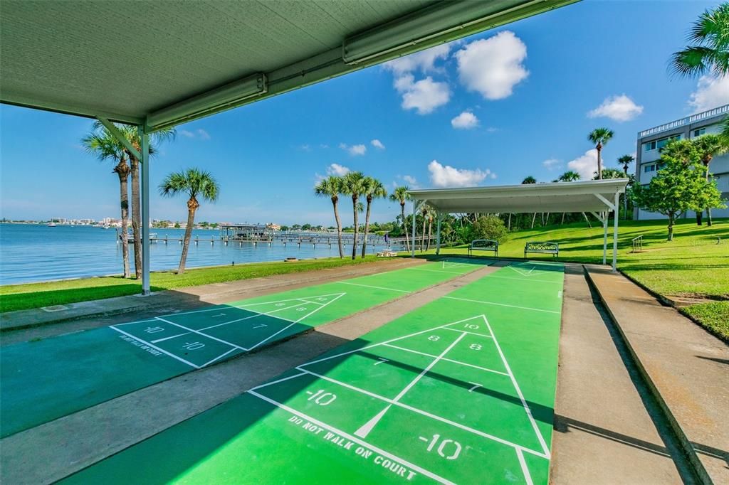 На продажу: $320,000 (1 спален, 2 ванн, 1050 Квадратных фут)