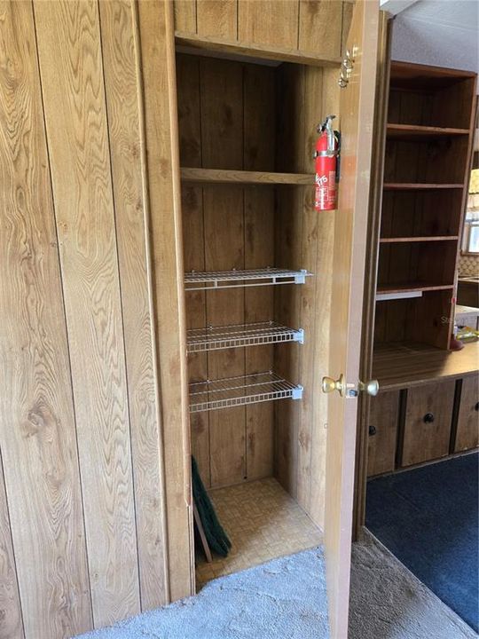 待售: $134,000 (3 贝兹, 2 浴室, 1488 平方英尺)