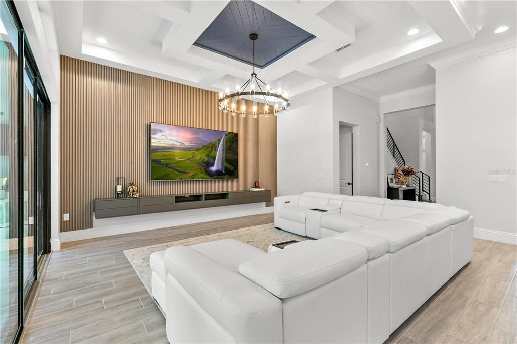 For Sale: $2,850,000 (6 beds, 6 baths, 5825 Square Feet)