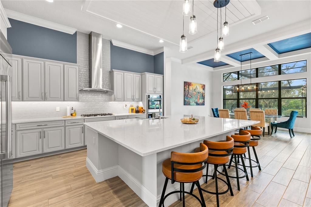 For Sale: $2,850,000 (6 beds, 6 baths, 5825 Square Feet)