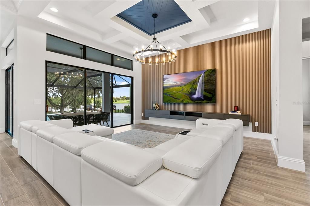 For Sale: $2,850,000 (6 beds, 6 baths, 5825 Square Feet)