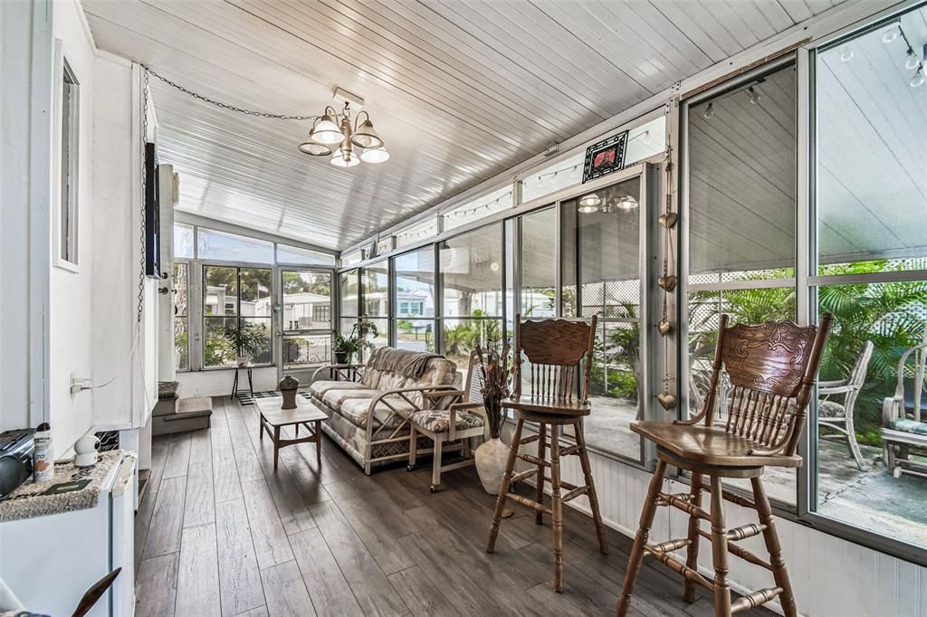 待售: $75,000 (2 贝兹, 1 浴室, 776 平方英尺)