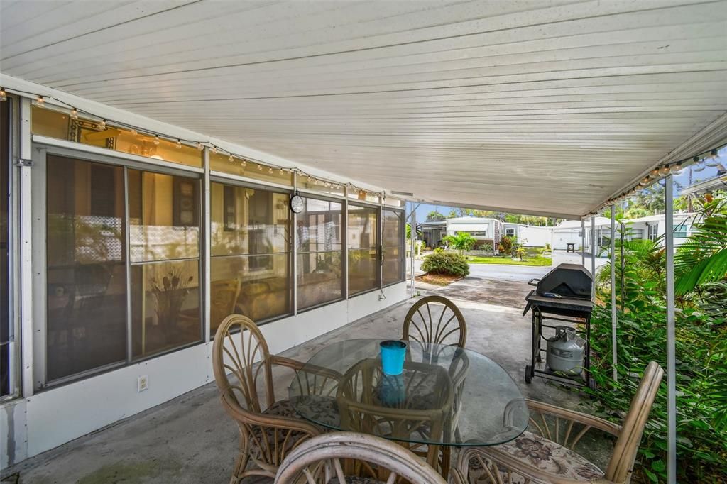 待售: $75,000 (2 贝兹, 1 浴室, 776 平方英尺)