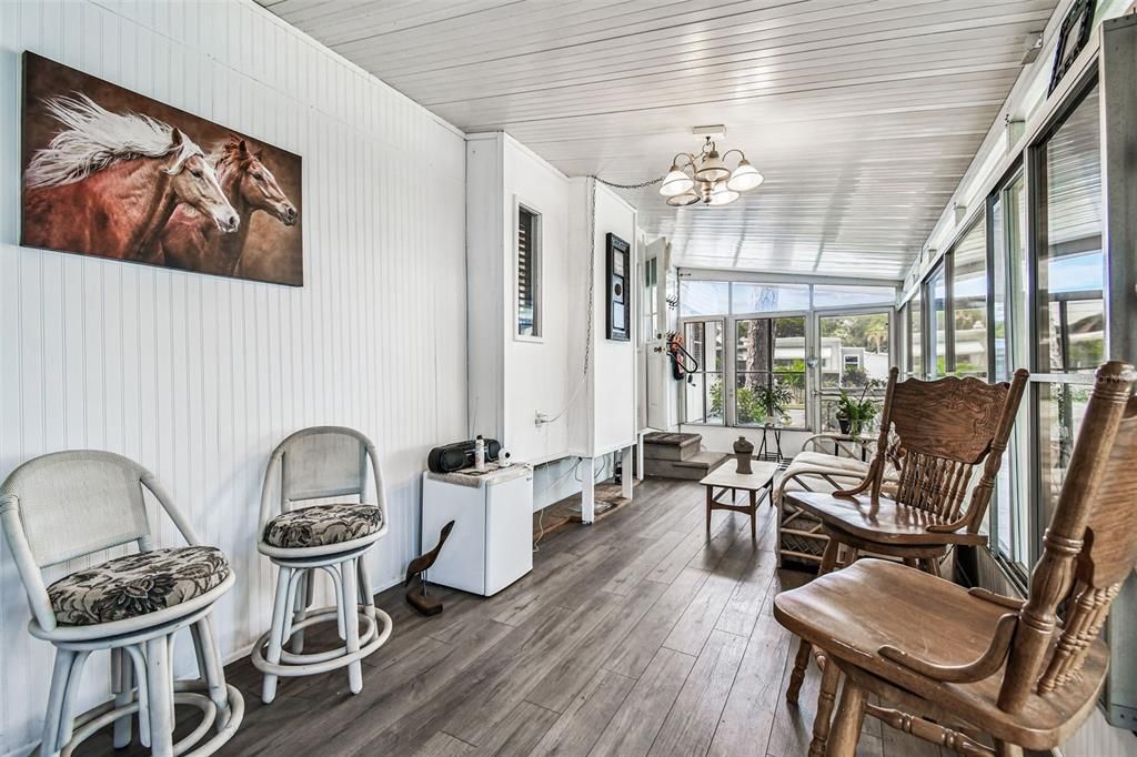 待售: $75,000 (2 贝兹, 1 浴室, 776 平方英尺)