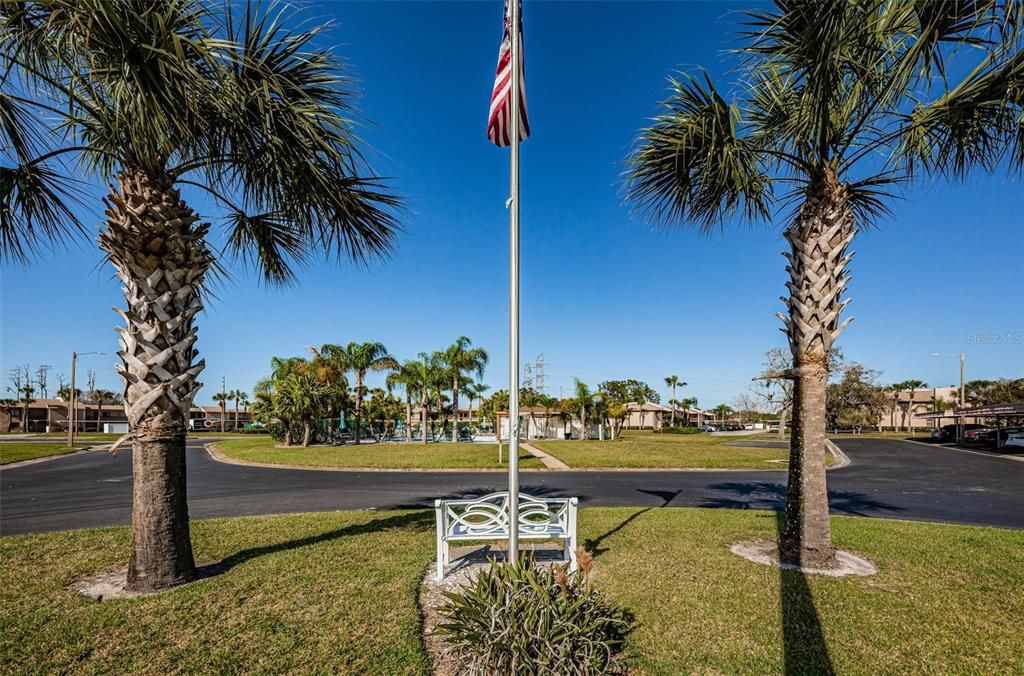 For Sale: $180,000 (2 beds, 2 baths, 1151 Square Feet)