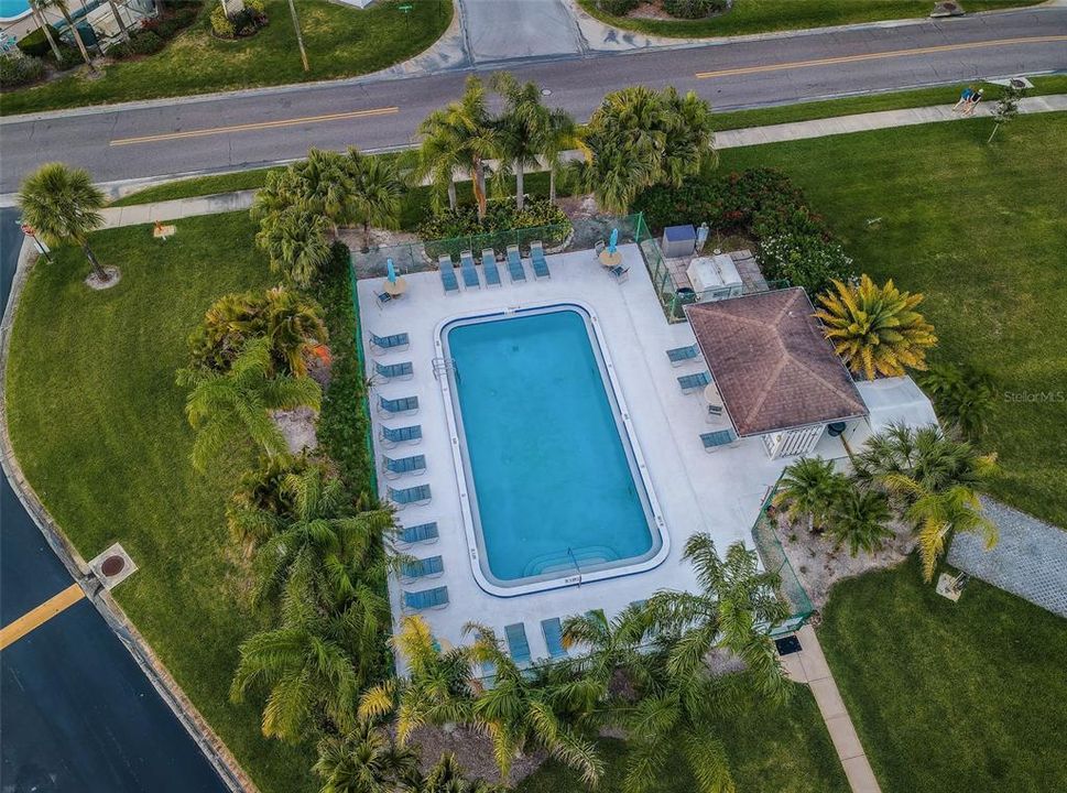 For Sale: $180,000 (2 beds, 2 baths, 1151 Square Feet)