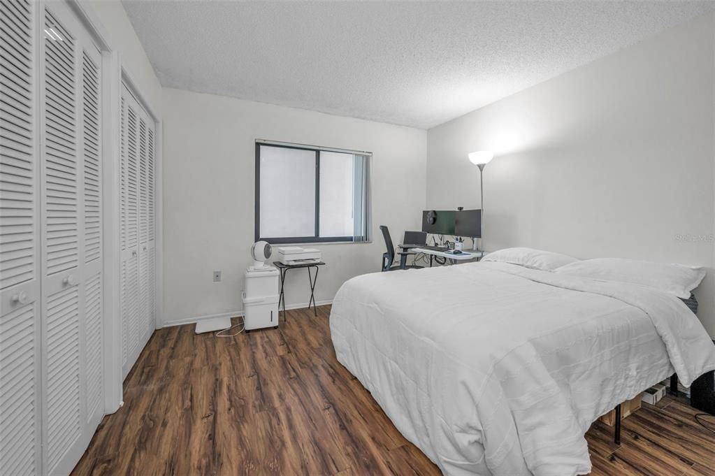 For Sale: $180,000 (2 beds, 2 baths, 1151 Square Feet)