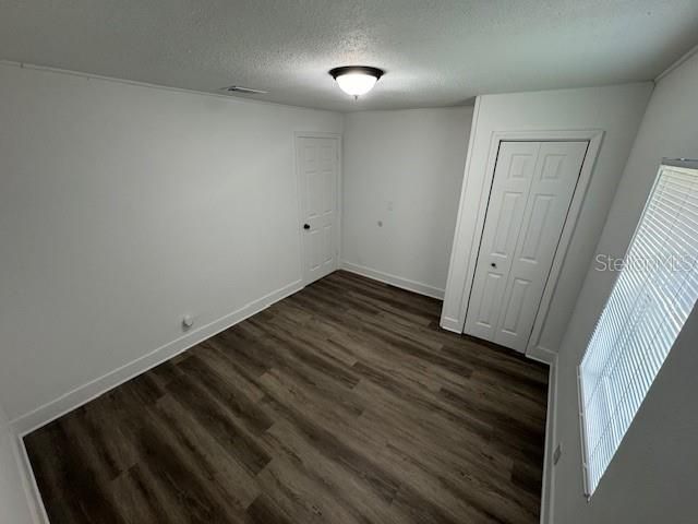 For Sale: $159,800 (3 beds, 2 baths, 1027 Square Feet)