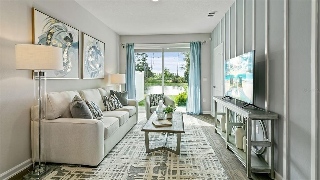 На продажу: $229,990 (2 спален, 2 ванн, 1109 Квадратных фут)