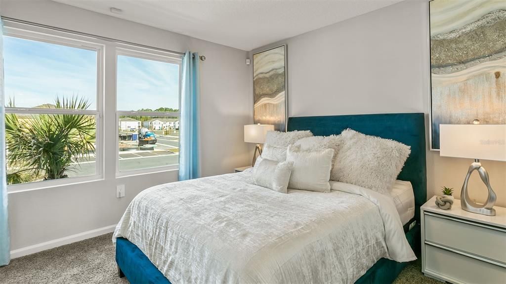 На продажу: $229,990 (2 спален, 2 ванн, 1109 Квадратных фут)