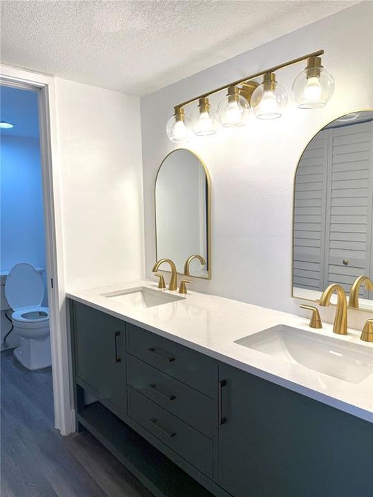 For Sale: $750,000 (2 beds, 2 baths, 1504 Square Feet)