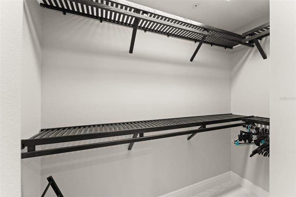 合同活跃: $459,000 (3 贝兹, 3 浴室, 1568 平方英尺)