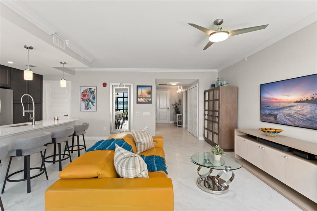 合同活跃: $459,000 (3 贝兹, 3 浴室, 1568 平方英尺)