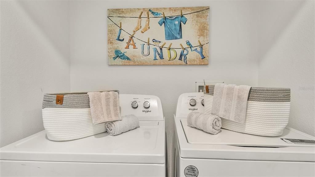 待售: $233,990 (2 贝兹, 2 浴室, 1109 平方英尺)