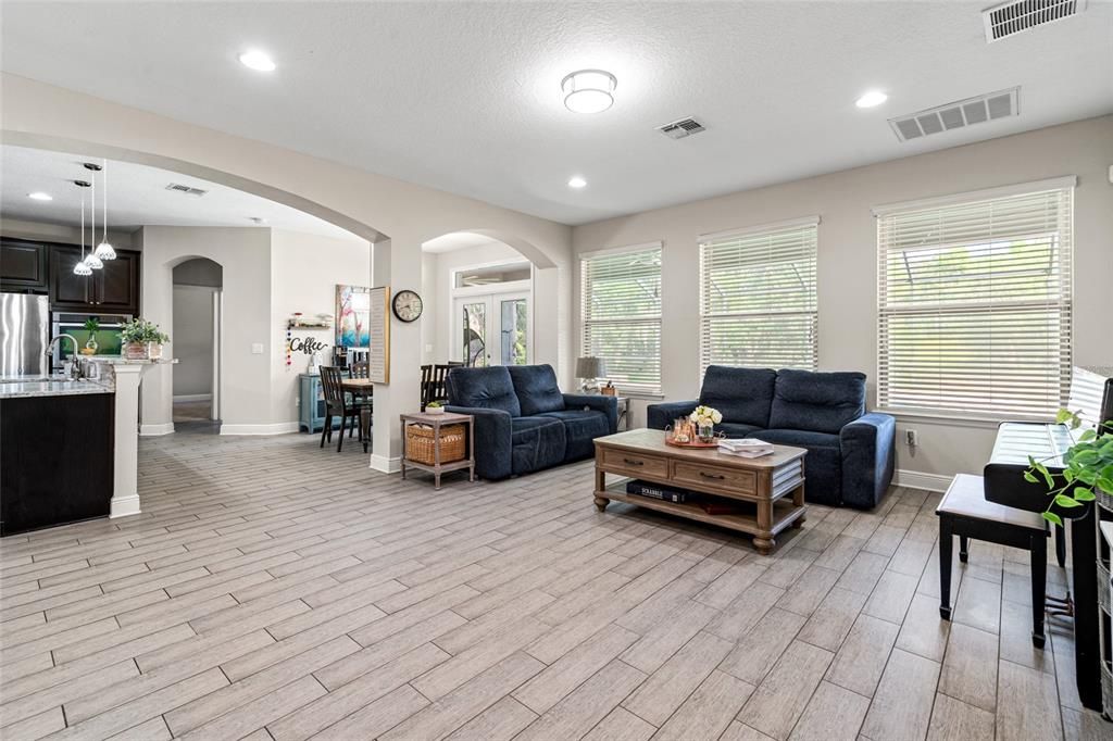 For Sale: $1,069,000 (7 beds, 5 baths, 5106 Square Feet)