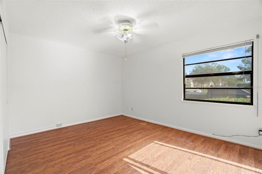 待售: $262,900 (2 贝兹, 2 浴室, 1264 平方英尺)