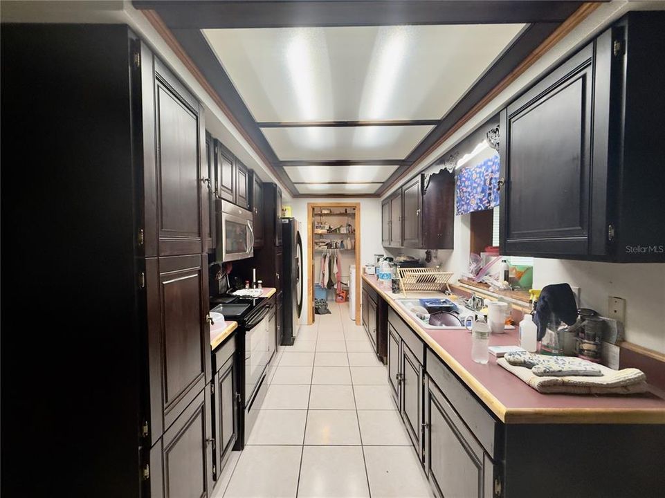 En Venta: $449,000 (4 camas, 3 baños, 1452 Pies cuadrados)