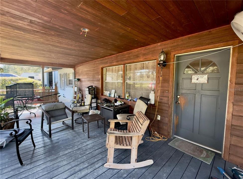 En Venta: $449,000 (4 camas, 3 baños, 1452 Pies cuadrados)