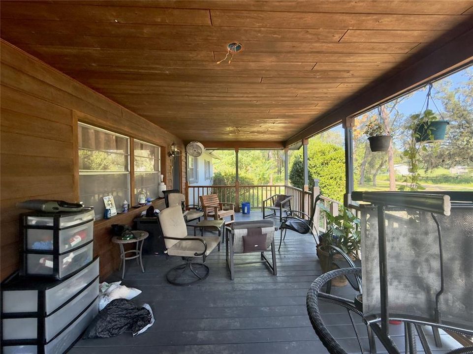 En Venta: $449,000 (4 camas, 3 baños, 1452 Pies cuadrados)