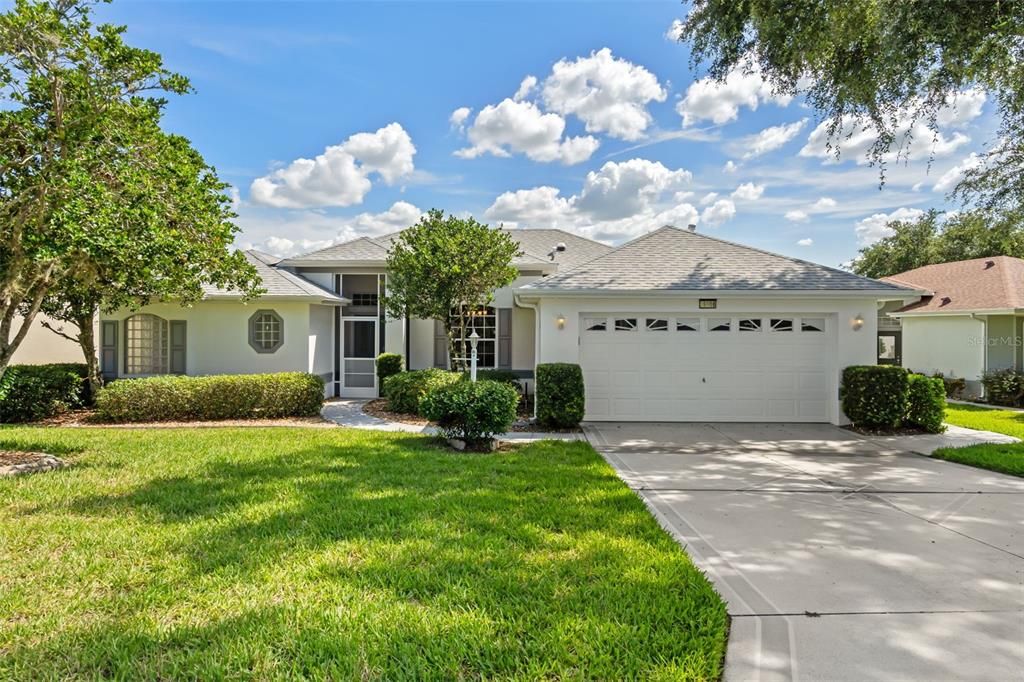 For Rent: $1,900 (3 beds, 2 baths, 1858 Square Feet)