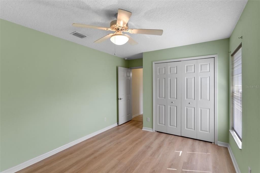 For Rent: $1,900 (3 beds, 2 baths, 1858 Square Feet)