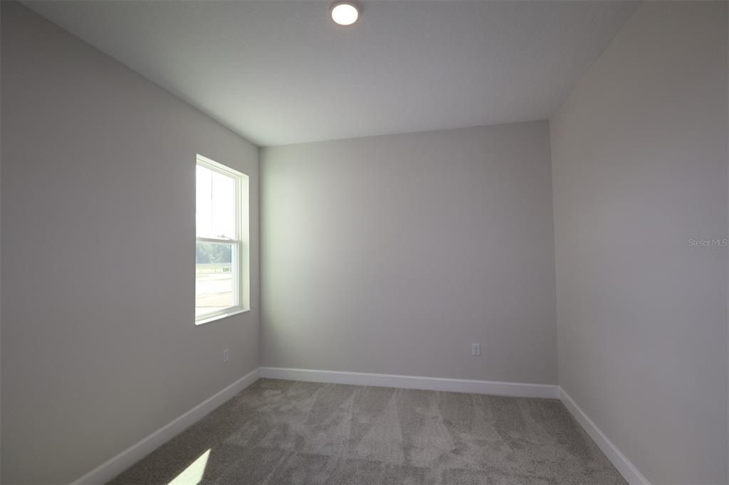 Active With Contract: $871,990 (5 beds, 4 baths, 3461 Square Feet)