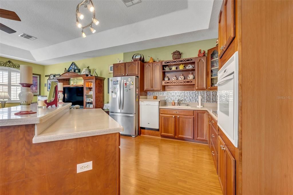 En Venta: $890,000 (5 camas, 4 baños, 3973 Pies cuadrados)