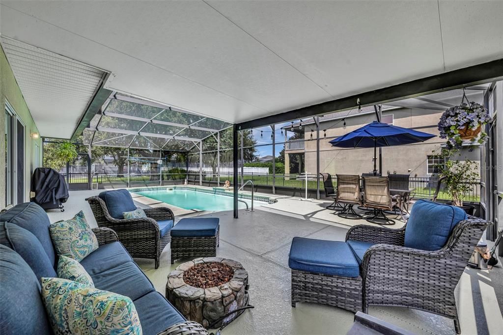 En Venta: $890,000 (5 camas, 4 baños, 3973 Pies cuadrados)