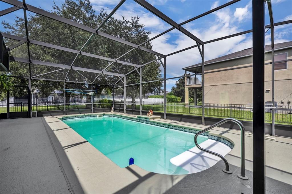 En Venta: $890,000 (5 camas, 4 baños, 3973 Pies cuadrados)