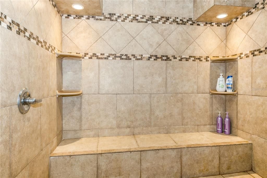 На продажу: $725,000 (5 спален, 3 ванн, 3128 Квадратных фут)